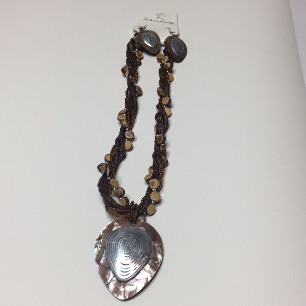 Handmade necklace/ earrings